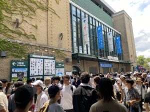 なぜこれほど高校野球に惹かれるのだろう